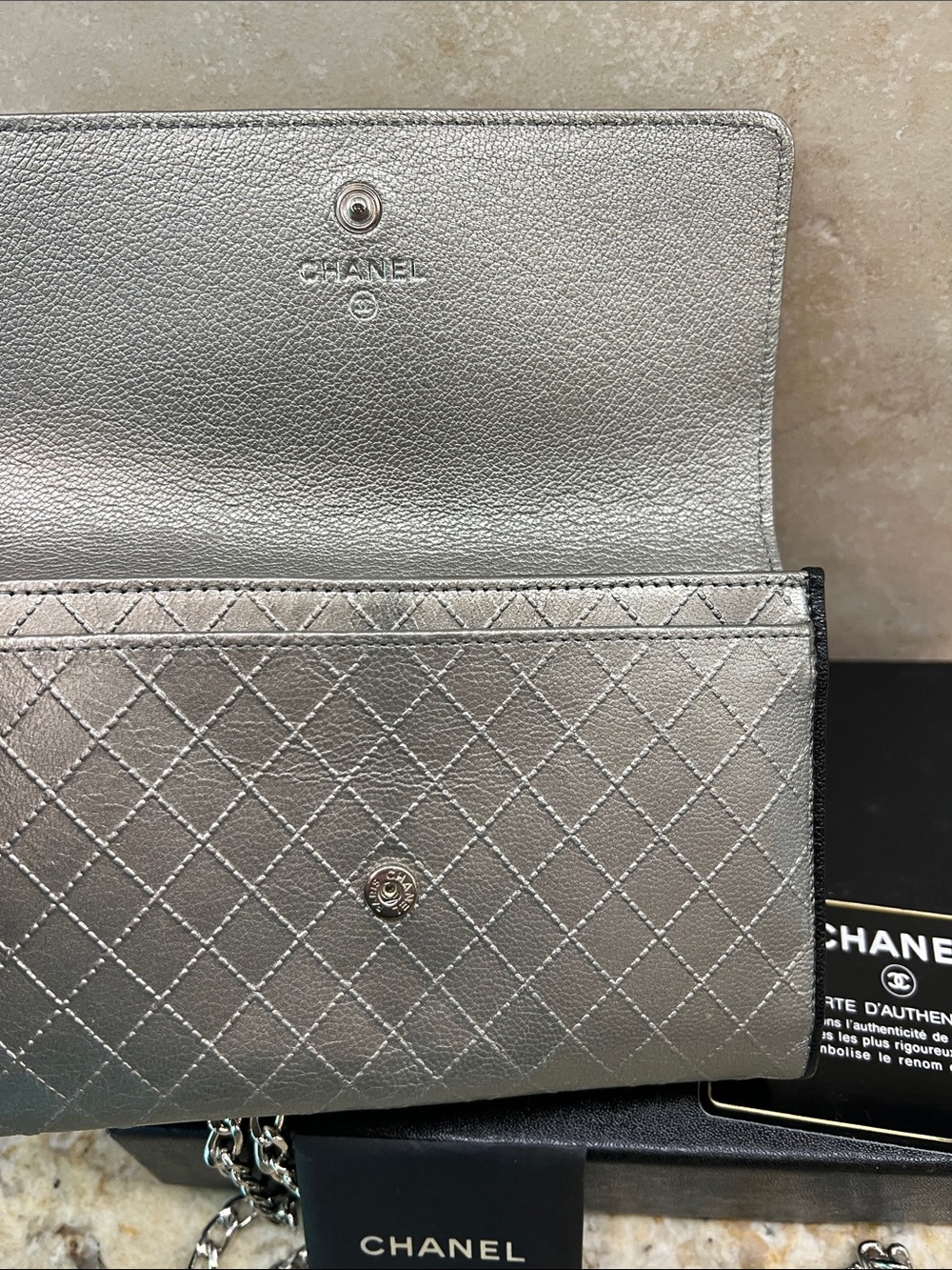 CHANEL Metalic Silver Quilted CC Flap Slim Wallet or Crossbody - 2007 - Picture 3 of 7